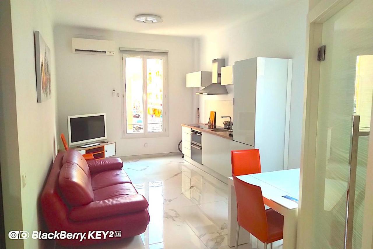 Suite Stalingrad Nice Ngoại thất bức ảnh