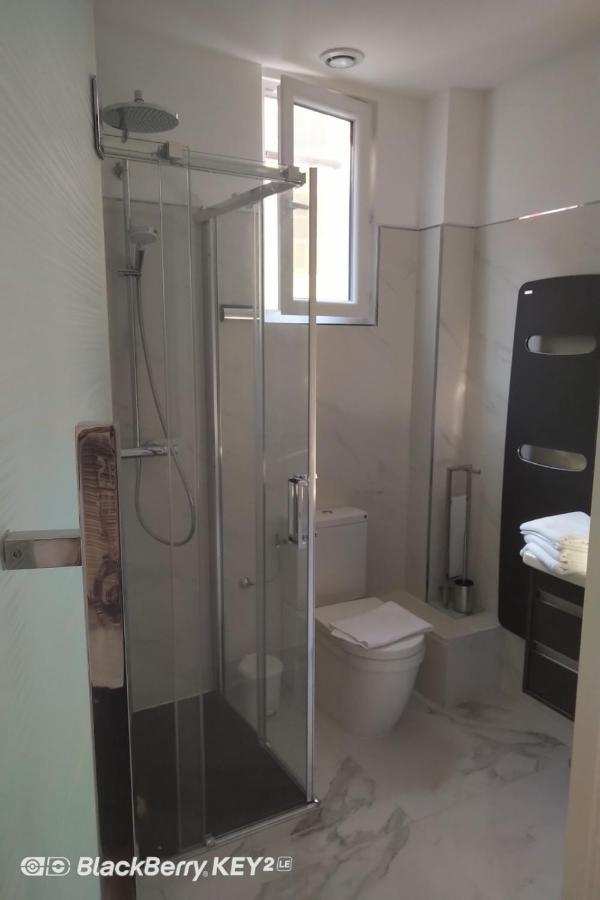 Suite Stalingrad Nice Ngoại thất bức ảnh
